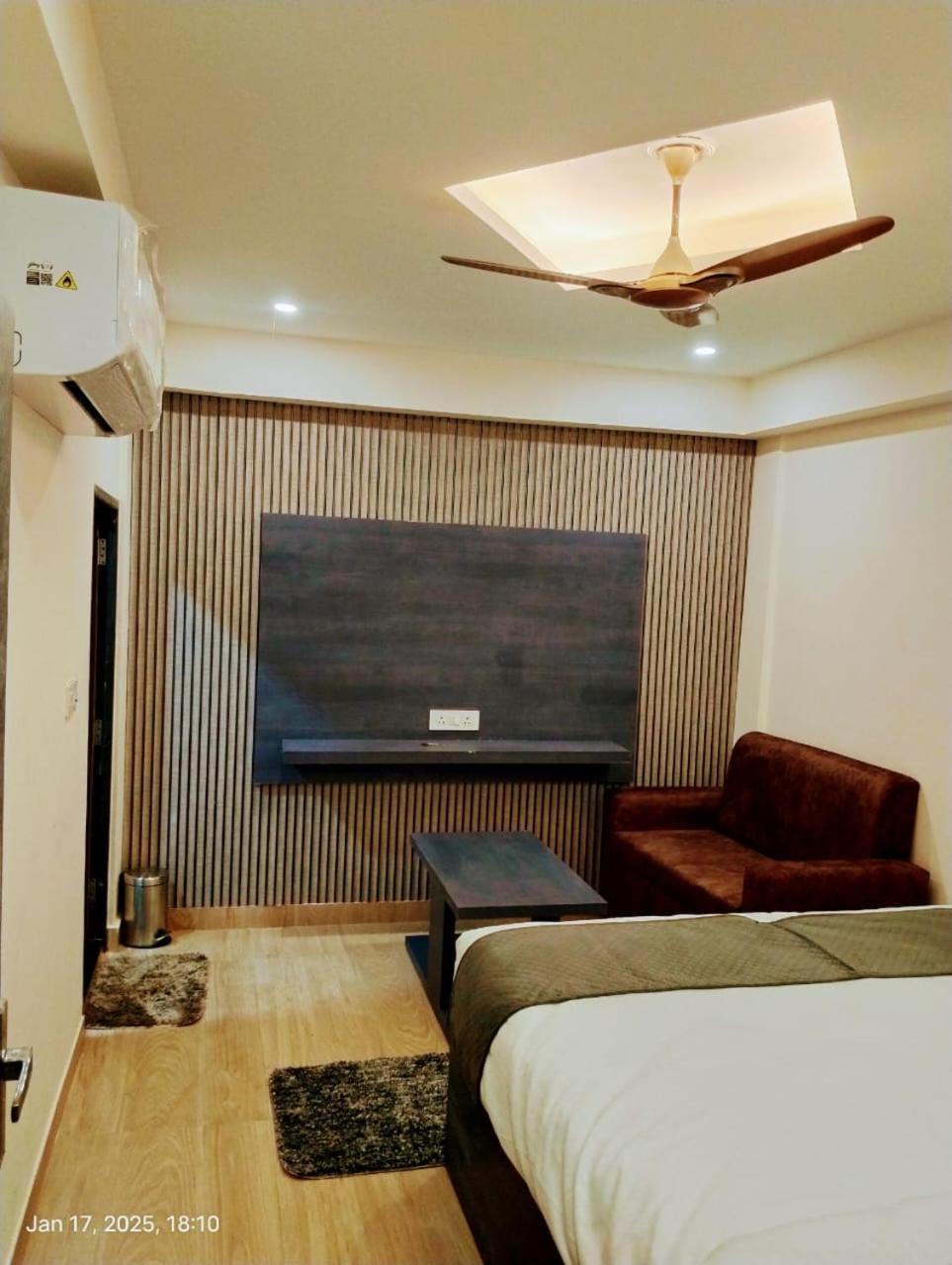 Hotel Abhinandan Ayodhya 외부 사진