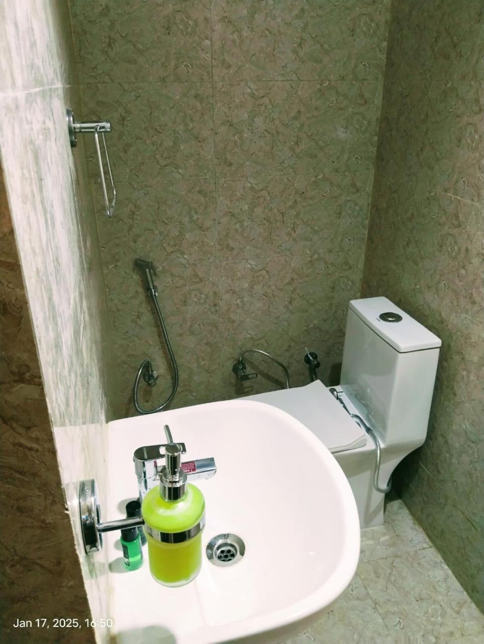 Hotel Abhinandan Ayodhya 외부 사진